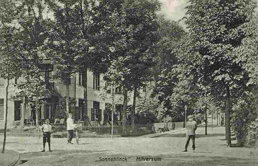 Minister+Hartsenlaan+nr+11+hoek+Melkpad+nr+31+1911+M.+Blommesteijn+Villa+Sonneblinck