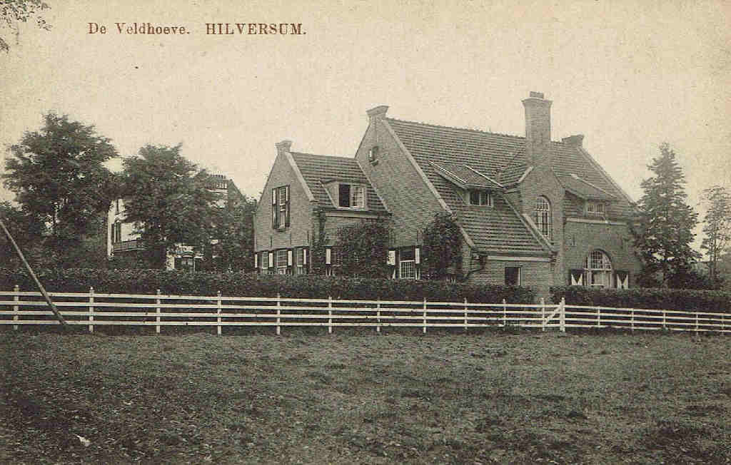 Hooge+Naarderweg+nr+36+Gedelindeweg+nr+17+1911+De+Veldhoeve+P.J.+den+Bak